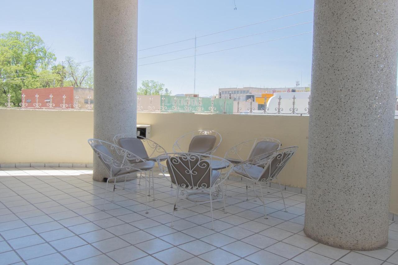 Oyo Hotel Casino Del Valle, Matehuala Exteriör bild